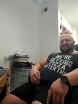 Strong Bear89 online show from December 2024 06:09:02 PM