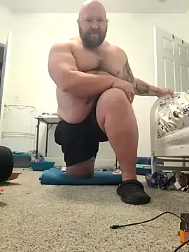 Strong Bear89 online show from January 2025 07:21:01 PM