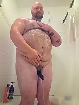 Strong Bear89 online show from February 2025 04:07:01 PM