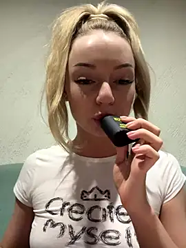 Snapshot of melissa_grr chatting on December 2024 02:05:02 PM melissa grr online show from December 2024 02:05:02 PM