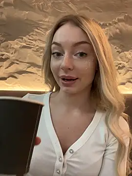 Snapshot of melissa_grr chatting on February 2025 11:32:02 AM melissa grr online show from February 2025 11:32:02 AM
