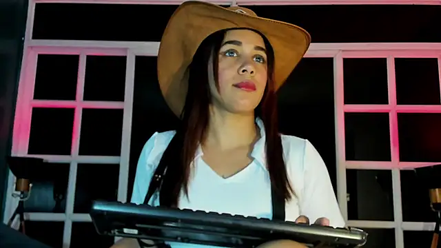 shaidyscott online show from October 2025 03:03:02 AM