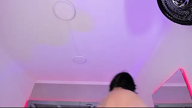 AmberiniHoffman online show from February 2025 05:53:01 PM