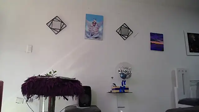 Snapshot of vixenxqueens chatting on November 2025 07:56:02 PM vixenxqueens online show from November 2025 07:56:02 PM