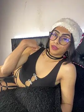 Snapshot of Skyler__blue4 chatting on December 2024 07:24:02 PM Skyler  blue4 online show from December 2024 07:24:02 PM