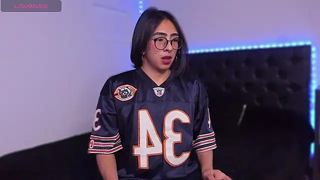 Snapshot of Skyler__blue4 chatting on March 2025 04:47:01 AM Skyler  blue4 online show from March 2025 04:47:01 AM