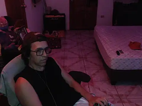 Pit xxz online show from April 2026 04:50:02 AM