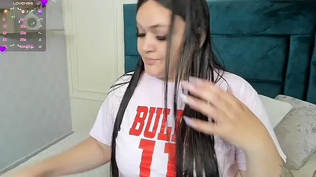 Charlotte Mayer online show from February 2025 11:31:01 AM