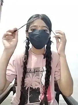 Snapshot of Cute-Ridhima chatting on June 2026 08:44:02 AM Cute-Ridhima online show from June 2026 08:44:02 AM