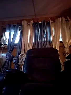 Snapshot of hungverrec chatting on September 2025 10:53:01 PM hungverrec online show from September 2025 10:53:01 PM