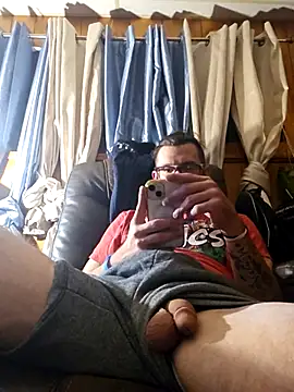 Snapshot of hungverrec chatting on September 2025 04:38:02 AM hungverrec online show from September 2025 04:38:02 AM