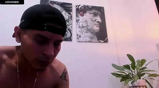 CruzVega online show from January 2025 12:25:01 AM