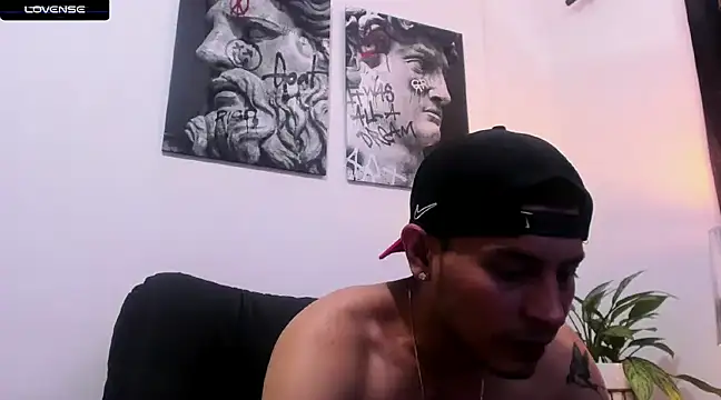 CruzVega online show from March 2025 04:54:02 PM