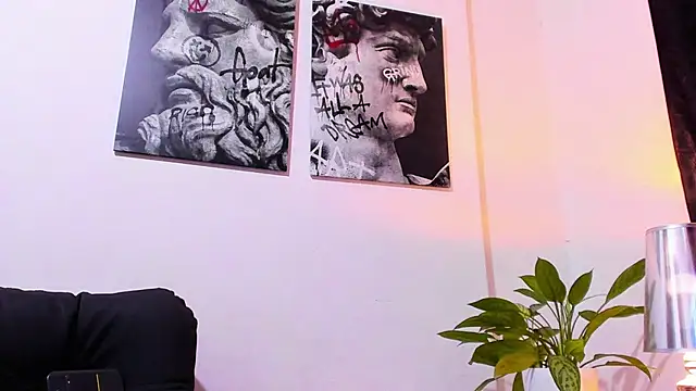 CruzVega online show from October 2025 12:42:02 AM