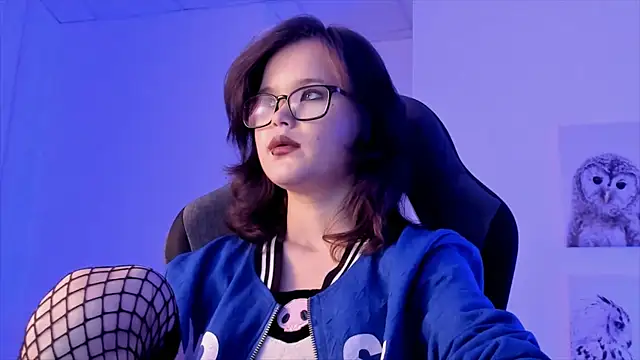 Elainebeness online show from December 2024 10:50:01 PM