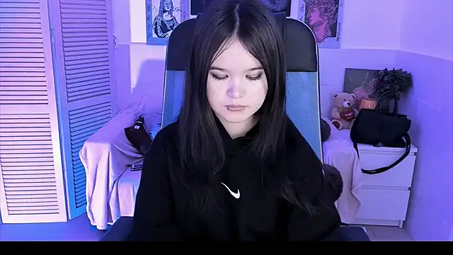 Elainebeness online show from October 2025 12:16:01 AM