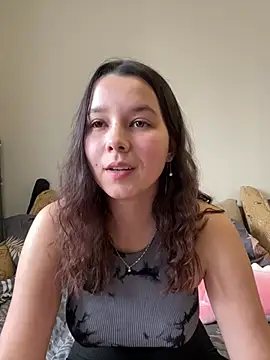 PoppyRobinson online show from January 2025 11:15:02 AM