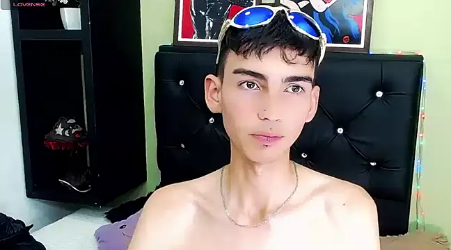 ttimy x boy online show from February 2025 12:33:01 AM