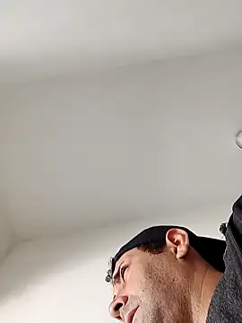 Snapshot of Gostozim7 chatting on December 2024 11:39:02 AM Gostozim7 online show from December 2024 11:39:02 AM