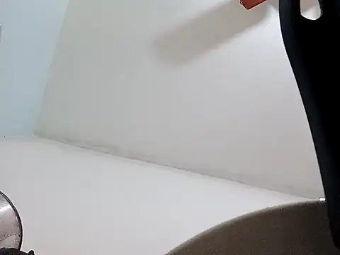 Snapshot of Gostozim7 chatting on February 2025 08:04:01 PM Gostozim7 online show from February 2025 08:04:01 PM