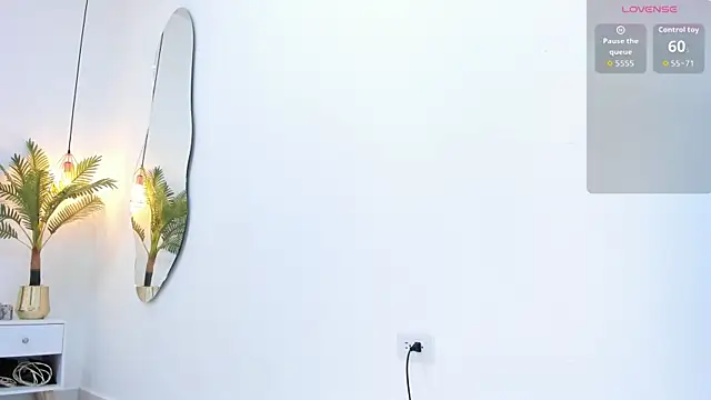 Brittany cute18 online show from September 2025 11:34:02 AM