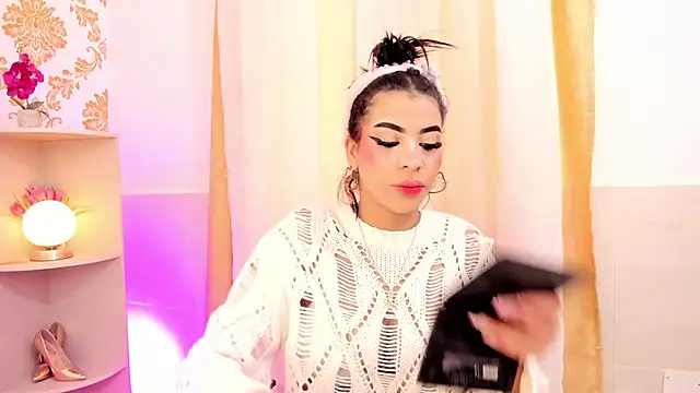 emaa lambert online show from October 2025 04:25:02 PM