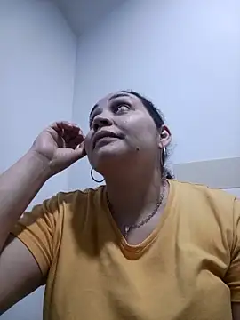 MirandaSoto online show from February 2026 03:44:01 AM