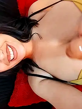 Snapshot of Nafas135 chatting on February 2025 02:04:02 PM Nafas135 online show from February 2025 02:04:02 PM