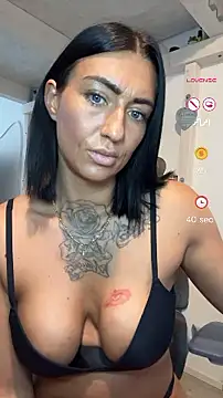 IntiMia online show from February 2026 08:35:02 AM