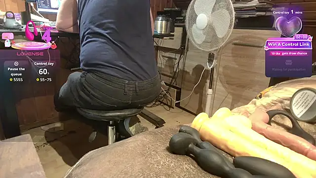 Snapshot of misteryman1956 chatting on July 2026 05:10:02 AM misteryman1956 online show from July 2026 05:10:02 AM