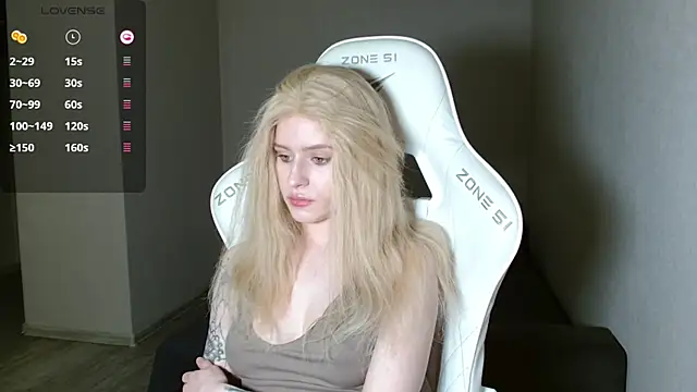 LizaKisses online show from February 2026 01:07:02 PM