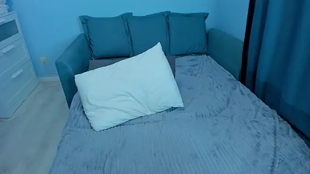 Mimi Mira online show from February 2025 02:52:02 PM