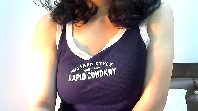 Snapshot of phuljhadi chatting on February 2025 04:34:02 PM phuljhadi online show from February 2025 04:34:02 PM