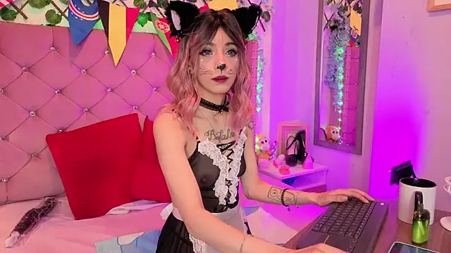 Snapshot of lauren_evans96 chatting on July 2026 04:05:01 AM lauren evans96 online show from July 2026 04:05:01 AM
