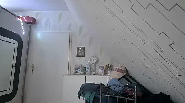 der alex38 online show from February 2025 12:32:01 PM