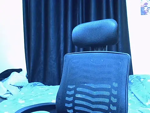 Horny-slut  online show from January 2026 04:40:02 AM