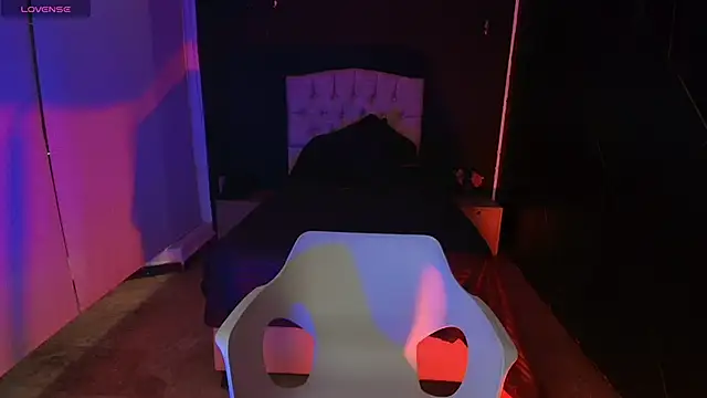 NatashaMason  online show from March 2025 11:48:01 AM