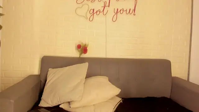 Snapshot of karina_gomez_18 chatting on January 2026 11:34:01 AM karina gomez 18 online show from January 2026 11:34:01 AM