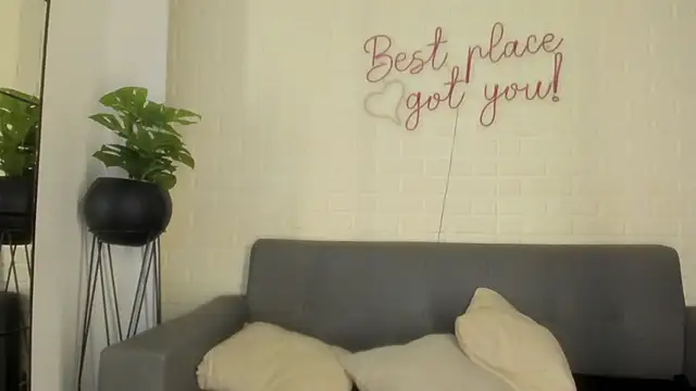 Snapshot of karina_gomez_18 chatting on February 2026 11:26:02 AM karina gomez 18 online show from February 2026 11:26:02 AM