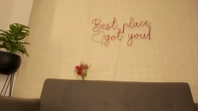 Snapshot of karina_gomez_18 chatting on February 2026 11:48:02 AM karina gomez 18 online show from February 2026 11:48:02 AM