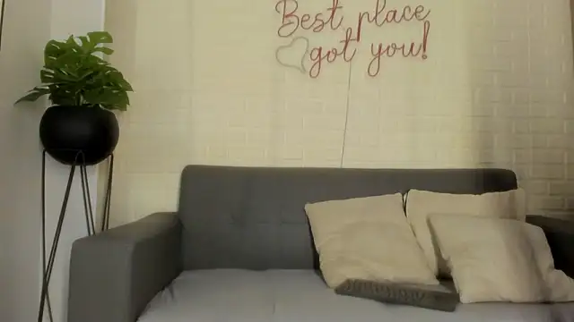 Snapshot of karina_gomez_18 chatting on February 2026 11:41:01 AM karina gomez 18 online show from February 2026 11:41:01 AM