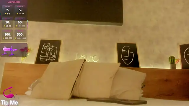 Snapshot of karina_gomez_18 chatting on February 2026 11:32:01 AM karina gomez 18 online show from February 2026 11:32:01 AM