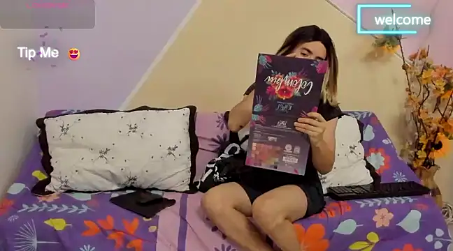 KurumetWink10 online show from January 2025 12:35:01 PM