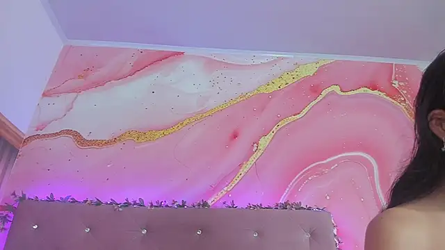 Snapshot of Bella__sweet chatting on November 2025 06:07:01 PM Bella sweet online show from November 2025 06:07:01 PM