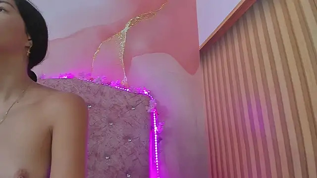 Snapshot of Bella__sweet chatting on December 2025 10:46:01 AM Bella sweet online show from December 2025 10:46:01 AM