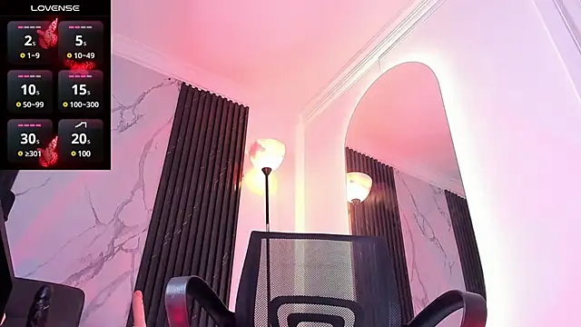 Snapshot of amber__blair chatting on December 2024 03:49:02 AM amber  blair online show from December 2024 03:49:02 AM