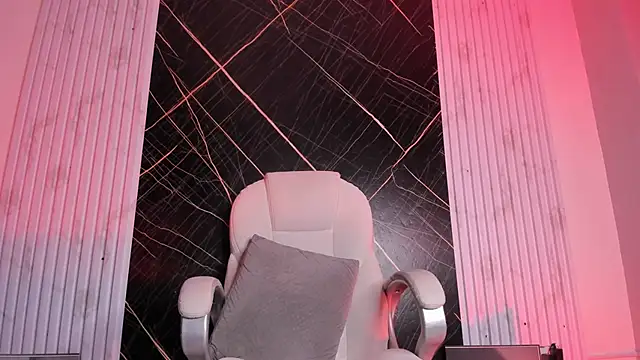 Snapshot of amber__blair chatting on January 2025 08:36:01 AM amber  blair online show from January 2025 08:36:01 AM