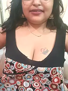 Snapshot of Ashwini_Gowda_91 chatting on December 2024 07:43:02 PM Ashwini Gowda 91 online show from December 2024 07:43:02 PM