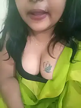 Snapshot of Ashwini_Gowda_91 chatting on December 2024 09:47:02 PM Ashwini Gowda 91 online show from December 2024 09:47:02 PM