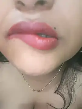 Snapshot of Ashwini_Gowda_91 chatting on January 2025 01:13:02 AM Ashwini Gowda 91 online show from January 2025 01:13:02 AM